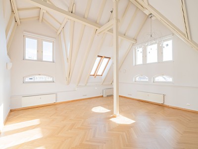 Pronájem bytu 5+1 286 m² (Mezonet)