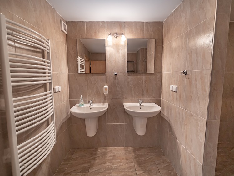 Комерційне приміщення на продаж, 1 132 м² (29 з 50)