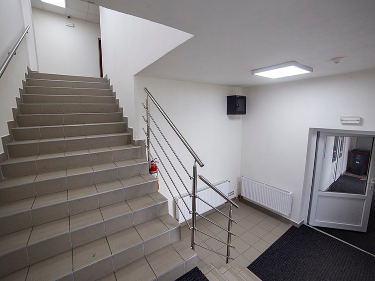 Pronájem komerčního prostoru, 33 m² (10 z 10)