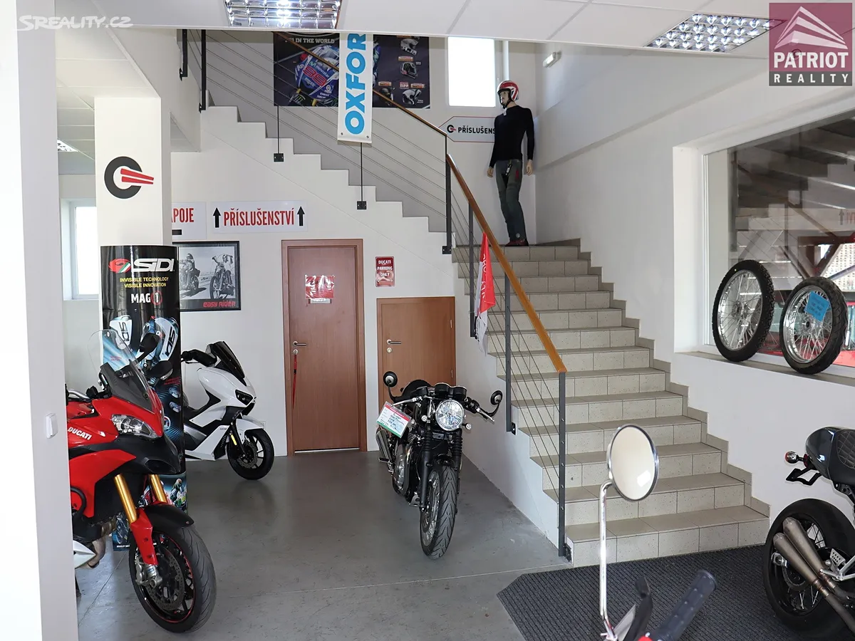 Pronájem obchodního prostoru 300 m² - Widok 4