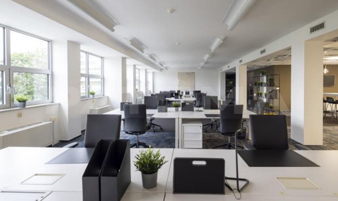 Pronájem kanceláře 150 m² – fotografie 5