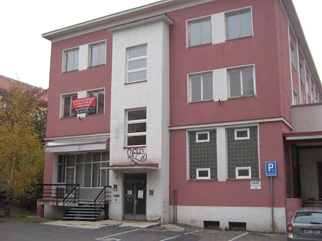 Pronájem skladového prostoru 62 m²
