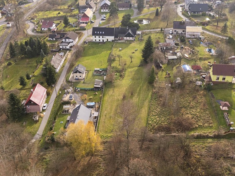 Prodej pozemku, 1 922 m² (2 z 10)