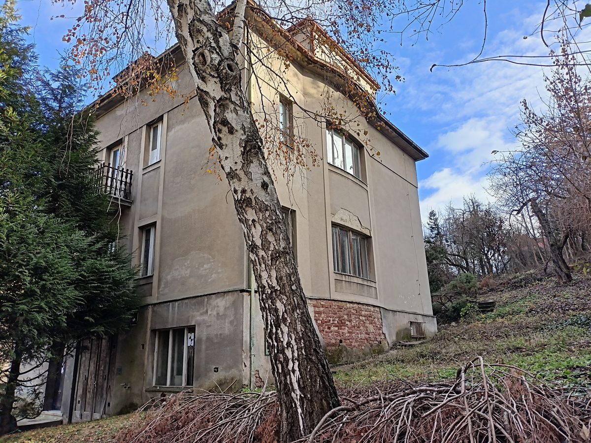Prodej stavebního pozemku 1490 m² – fotografie 5