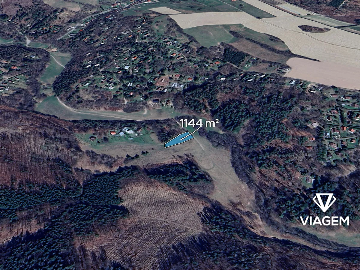 Prodej pole 1144 m²
