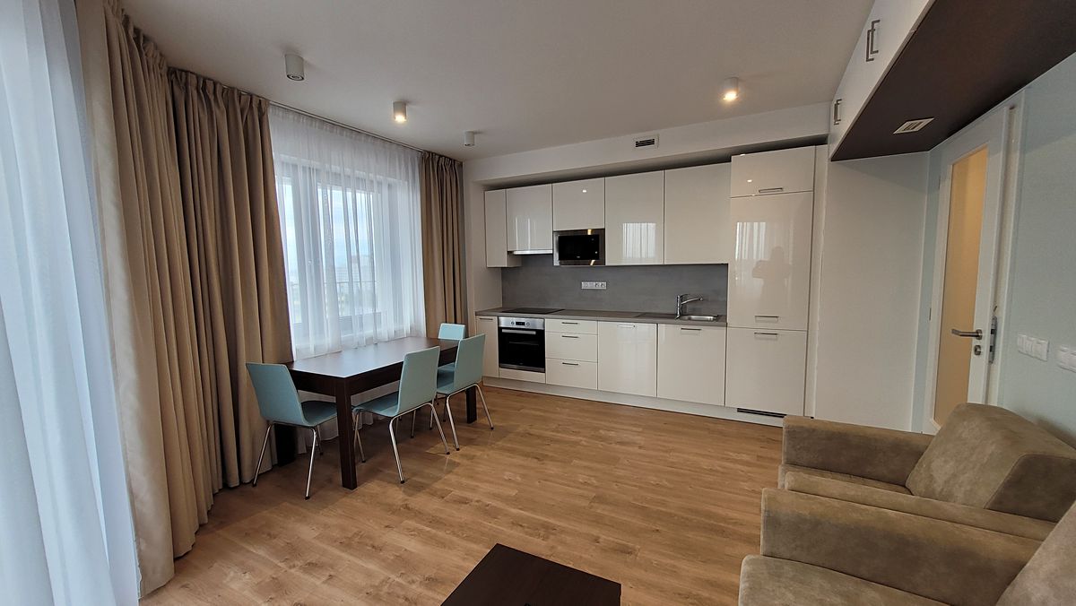 Pronájem bytu 3+kk 69 m²