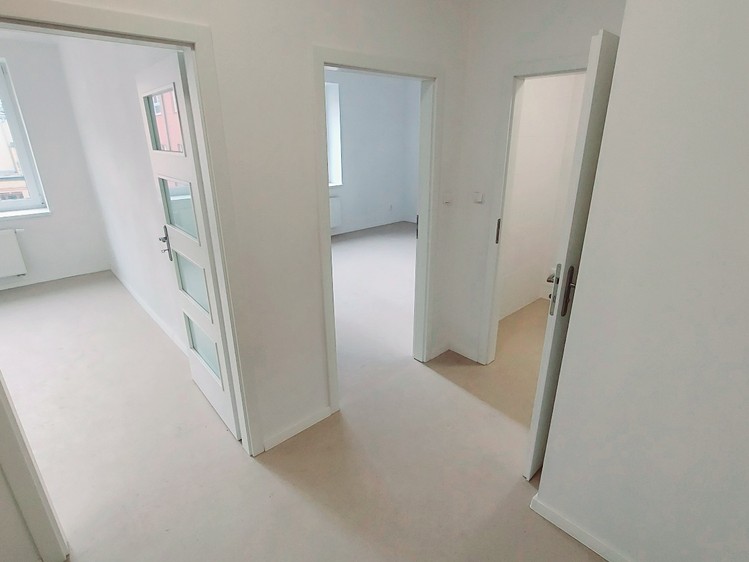 Pronájem bytu 2+kk, 42 m² (12 z 15)