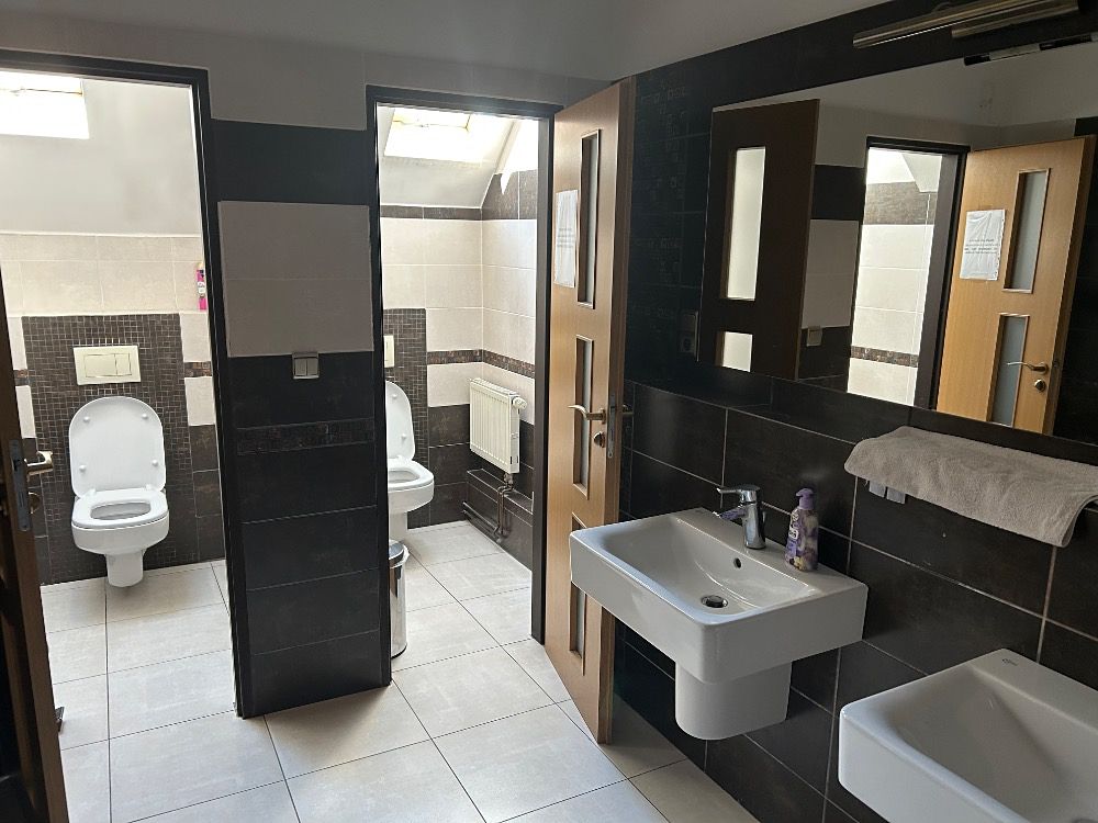 Pronájem kanceláře 104 m² – fotografie 3