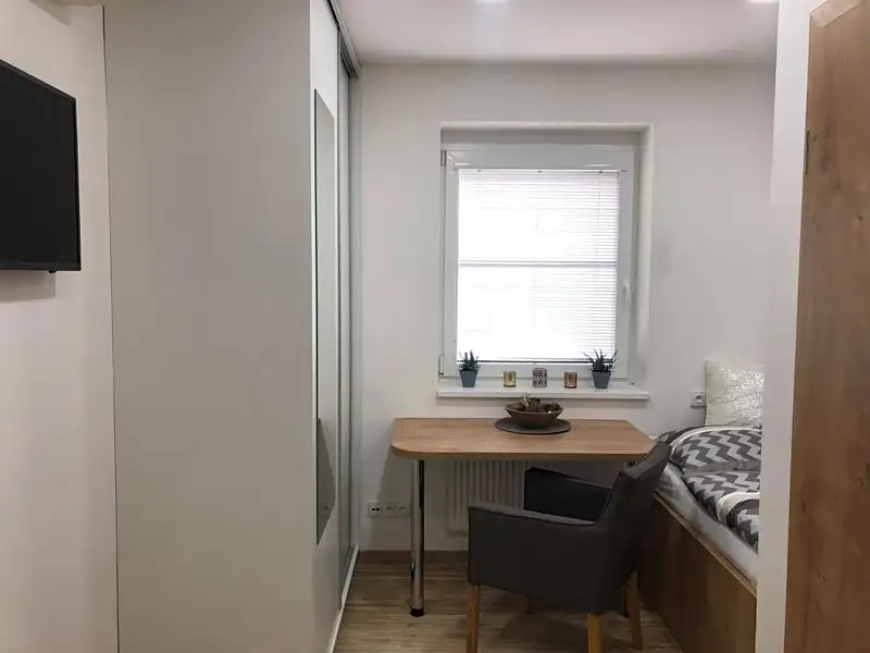 Pronájem bytu 1+kk 20 m², Zlín – náhled fotky 2