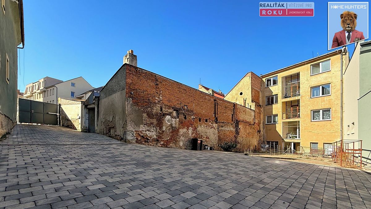 Prodej památky 606 m², pozemek 489 m² – fotografie 2