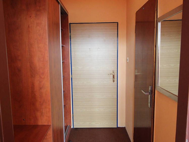 Pronájem bytu 1+kk, 17 m² (4 z 6)