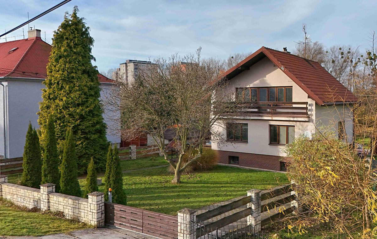 Prodej rodinného domu 181 m², pozemek 1652 m²
