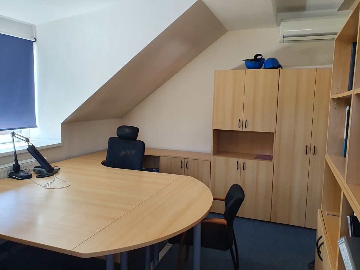 Pronájem kanceláře 276 m² – fotografie 5