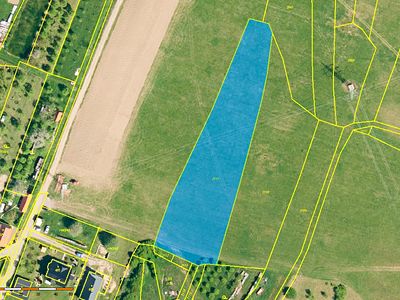 Prodej pole 4100 m²