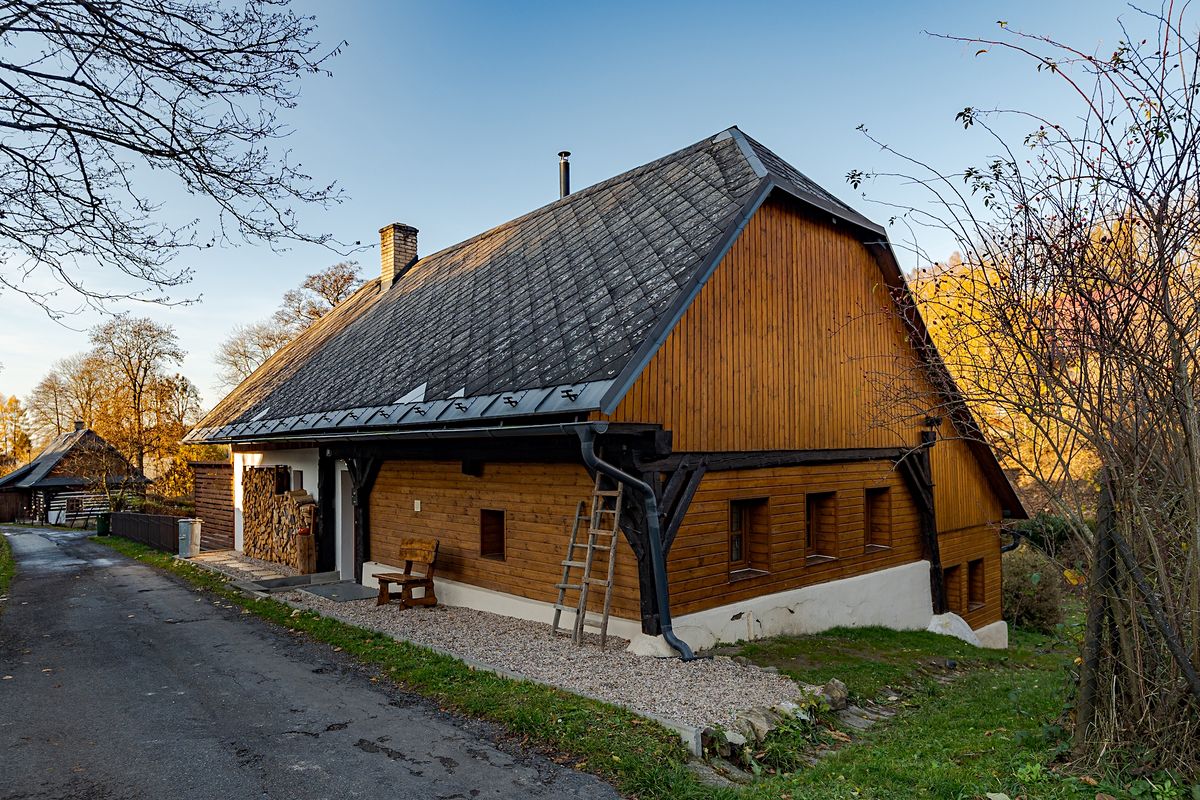 Prodej rodinného domu 157 m², pozemek 322 m² – fotografie 2