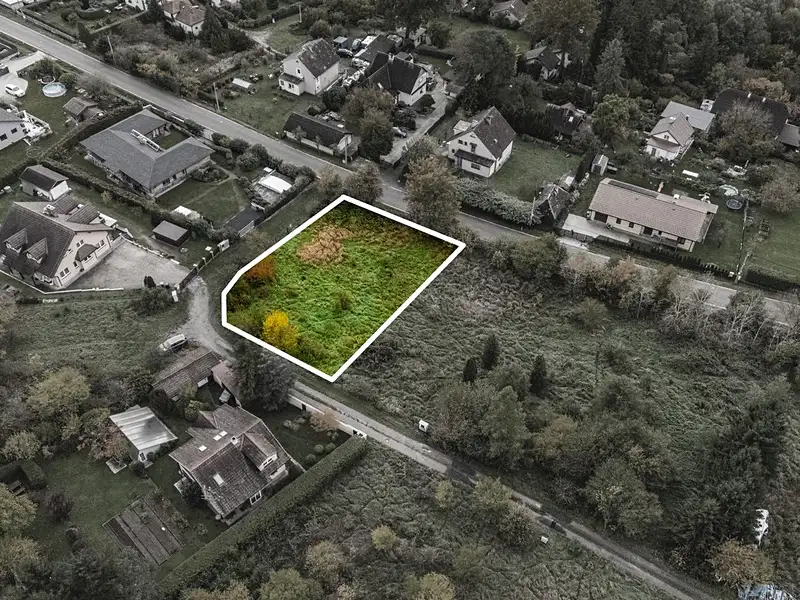 Prodej stavebního pozemku 1280 m², Kamenný Přívoz – náhled fotky 2