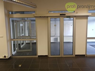 Pronájem obchodního prostoru 171 m²