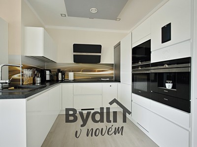 Prodej  rodinného domu 226 m², pozemek 1 913 m² — photo 3