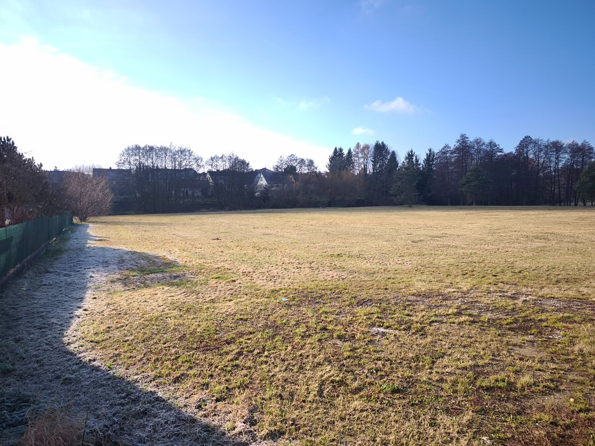 Prodej stavebního pozemku 2678 m² – fotografie 3