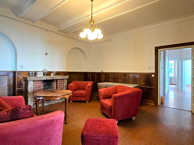 Pronájem bytu 6 pokojů a více 205 m² (Jednopodlažní)