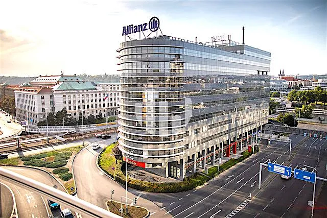 Pronájem kanceláře 1080 m²