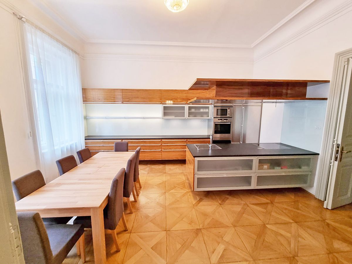 Prodej bytu 3+1 129 m² (Jednopodlažní)