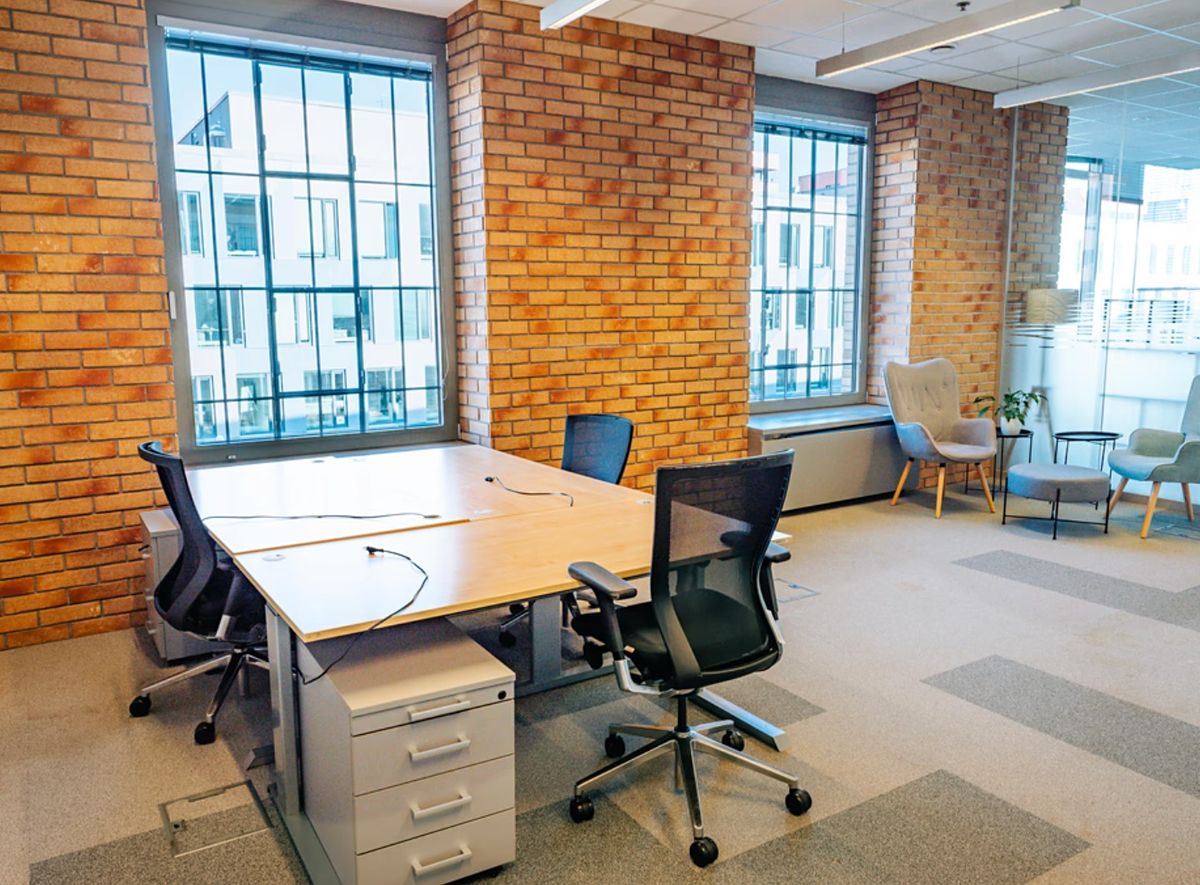 Pronájem kanceláře 297 m² – fotografie 5
