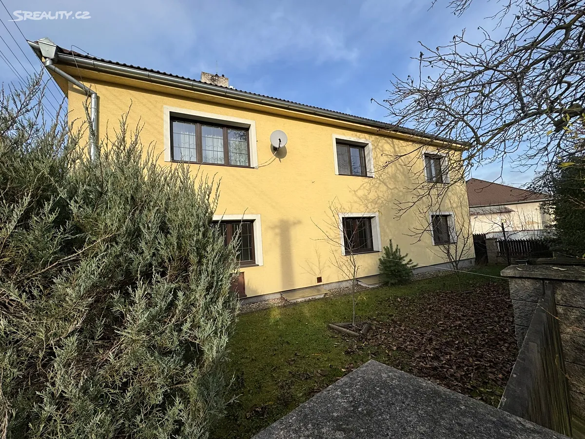 Prodej rodinného domu 389 m², pozemek 562 m² - Widok 3