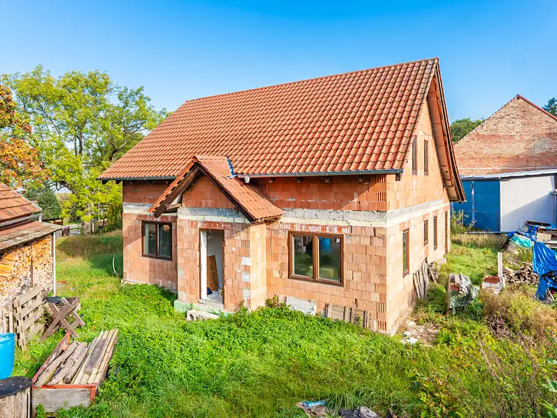 Prodej rodinného domu 167 m², pozemek 951 m², Chocerady – náhled fotky 3