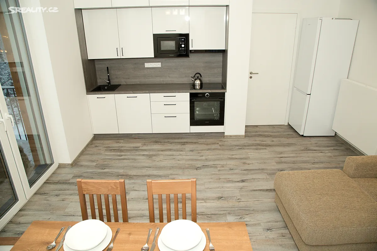 Prodej bytu 2+kk 63 m² – pohled 4
