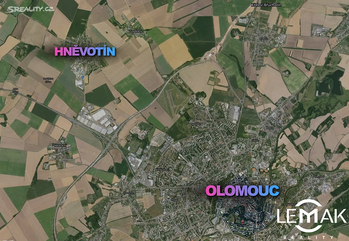 Prodej stavebního pozemku 1488 m² – pohled 3