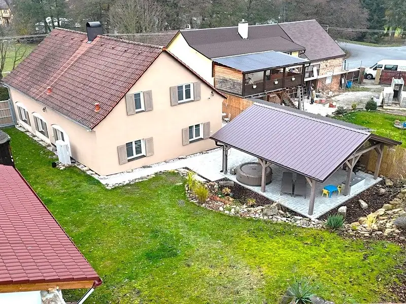 Prodej chalupy 210 m², pozemek 584 m², Stráž – náhled fotky 2