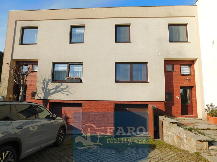 Prodej rodinného domu 200 m², pozemek 179 m²
