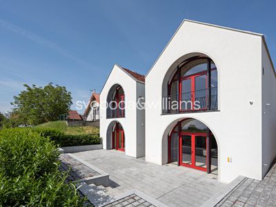 Prodej rodinného domu 503 m², pozemek 399 m²
