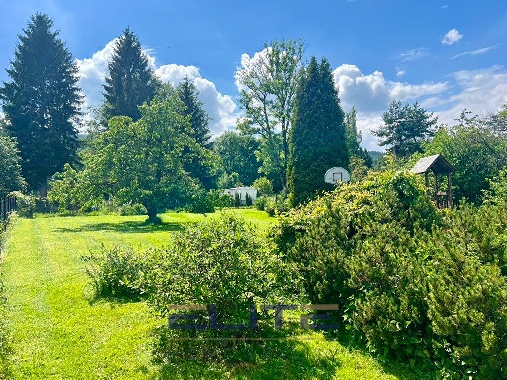 Prodej stavebního pozemku 1502 m² – fotografie 3