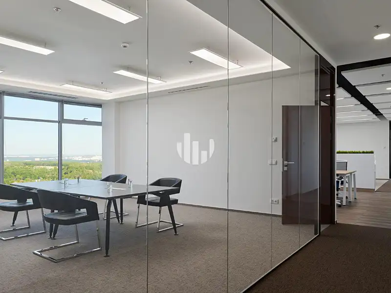 Pronájem kanceláře 649 m², Praha – náhled fotky 3