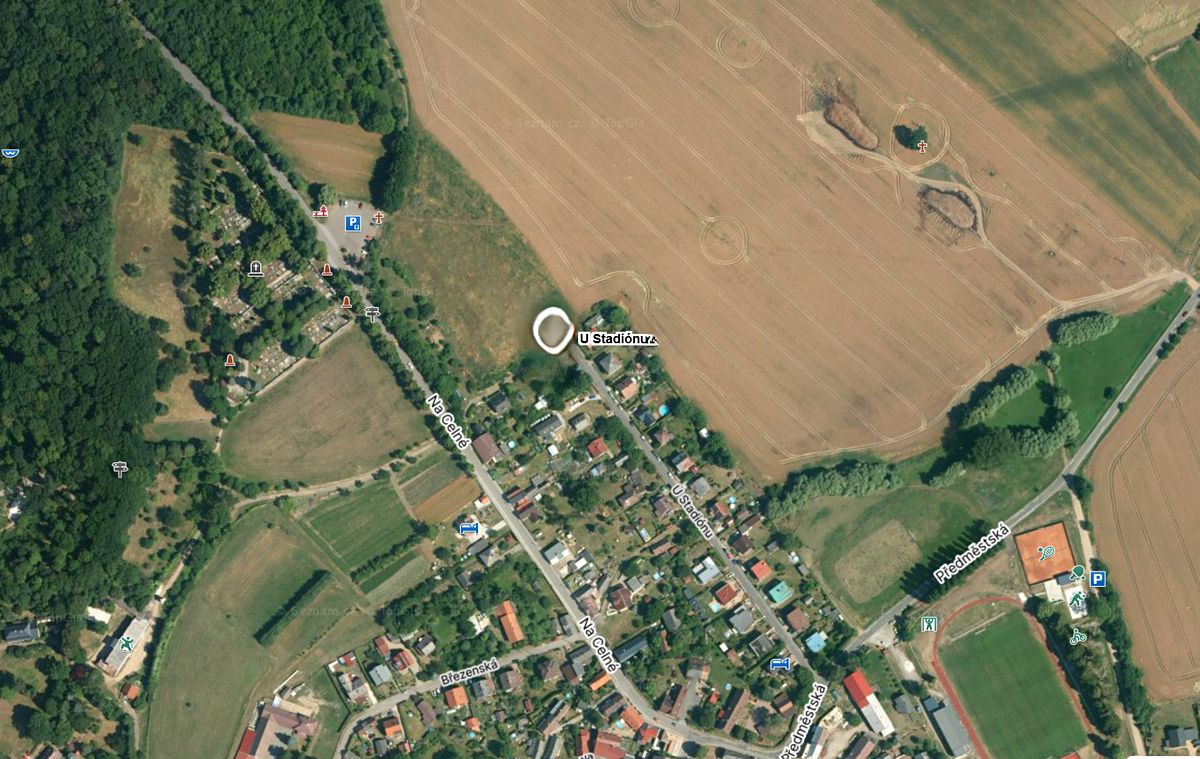 Prodej stavebního pozemku 593 m² – fotografie 3