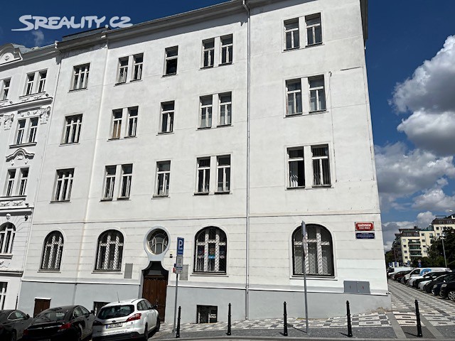 Pronájem kanceláře 86 m², Praha