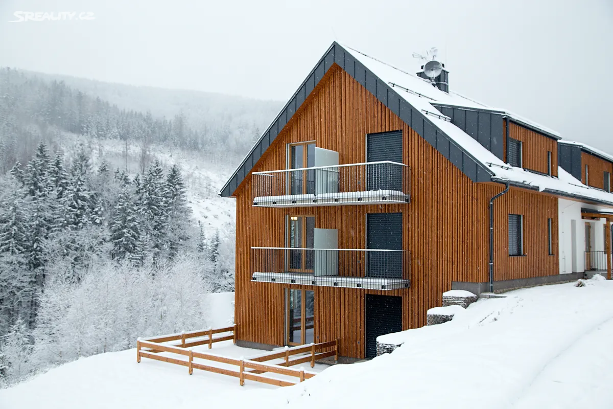 Prodej bytu 2+kk 63 m²