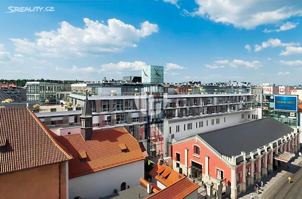 Pronájem kanceláře 653 m², Praha
