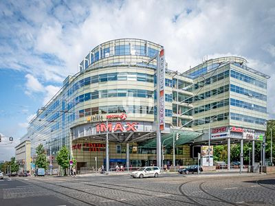 Pronájem kanceláře 387 m²