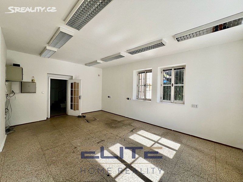 Pronájem kanceláře 300 m² - View 3