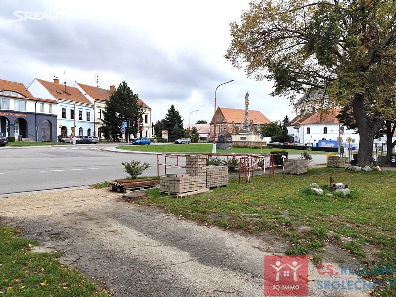 Prodej  stavebního pozemku 815 m² - View 2