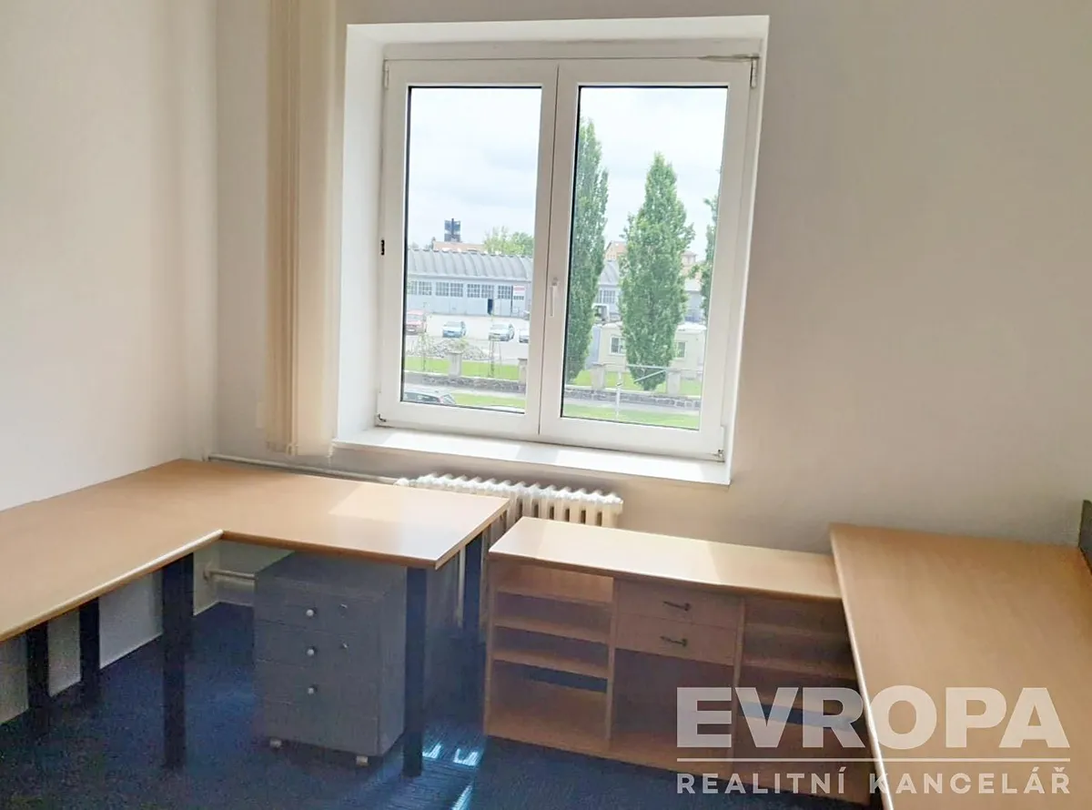 Pronájem kanceláře 27 m²