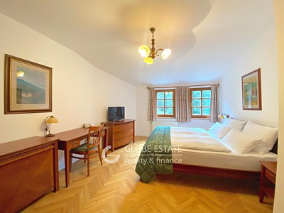 Pronájem bytu 2+kk 53 m² (Podkrovní)