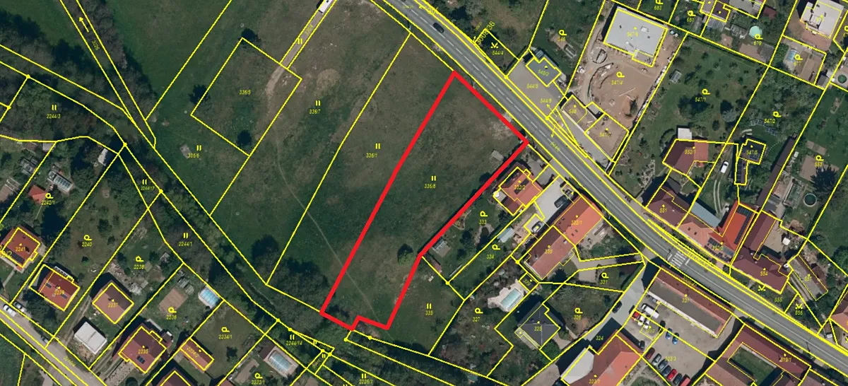 Prodej stavebního pozemku 2678 m²