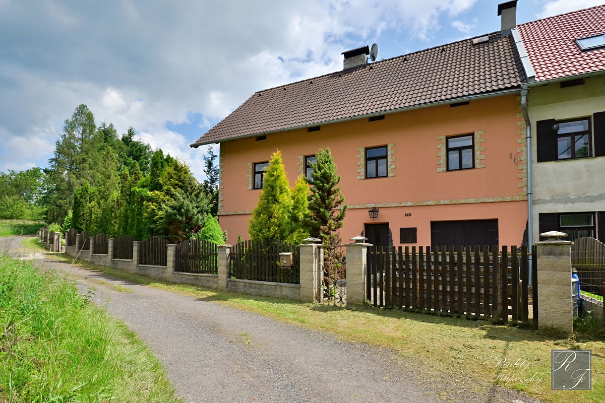 Prodej rodinného domu 270 m², pozemek 3319 m² – fotografie 4