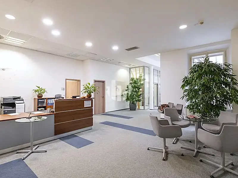 Pronájem kanceláře 300 m², Praha – náhled fotky 2