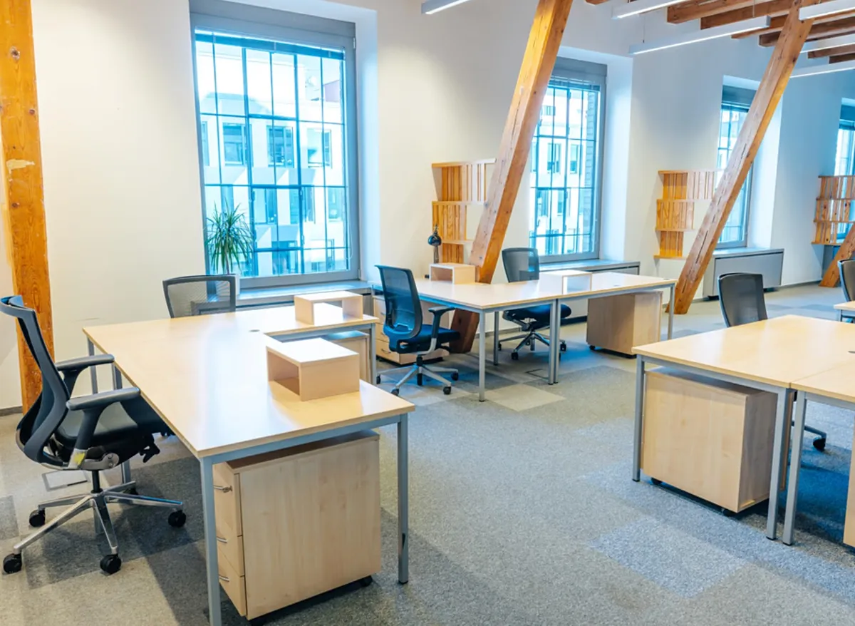 Pronájem kanceláře 297 m²