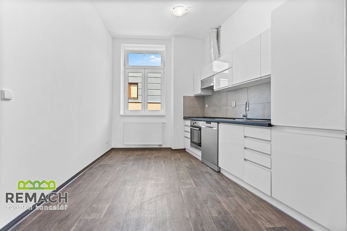 Pronájem bytu 1+1 42 m² – fotografie 5
